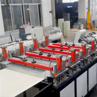 Linija mašina za ekstruziju ploče od PVC WPC ploče